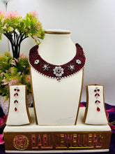 SILVER NECKLACE