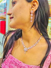 SILVER NECKLACE