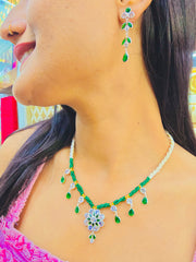 SILVER NECKLACE