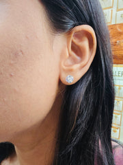 Silver Solitaire Earing Pair