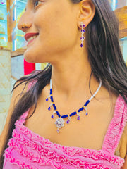 SILVER NECKLACE